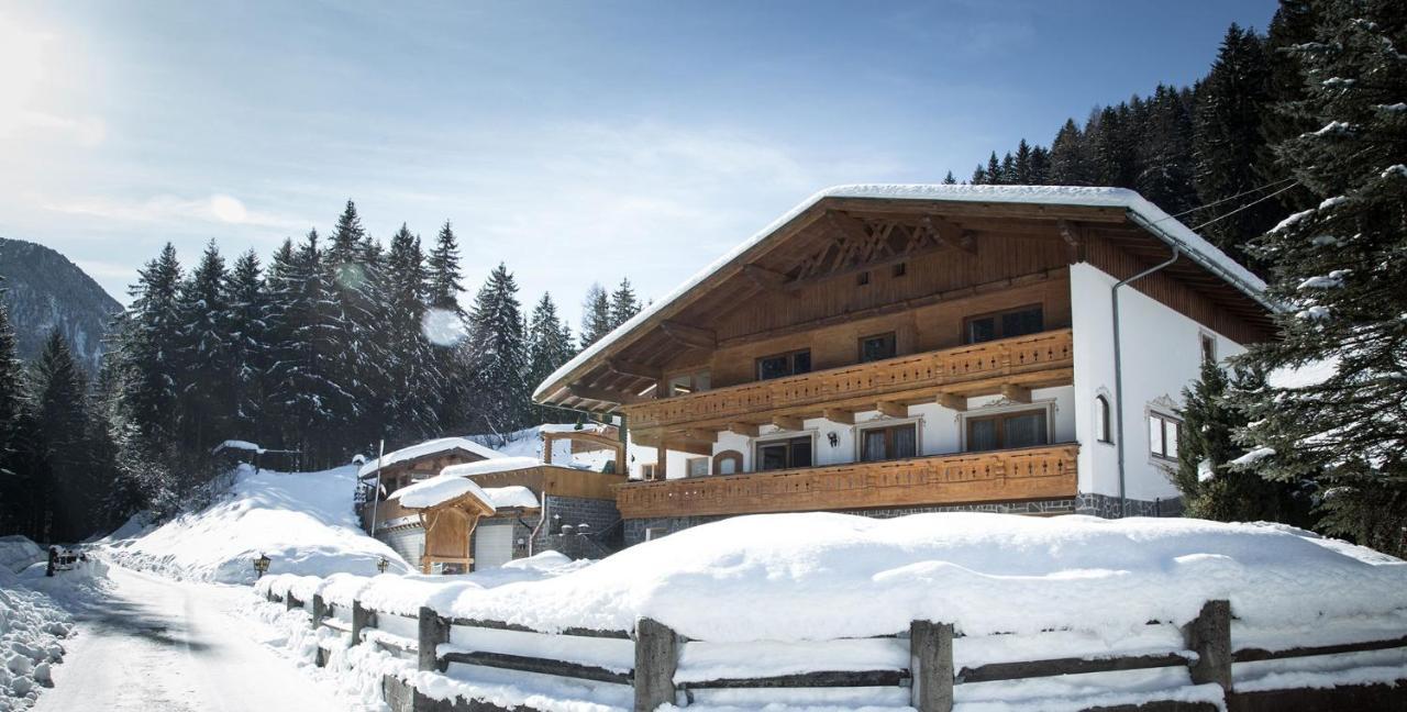 Landhaus Maria Neustift im Stubaital Extérieur photo